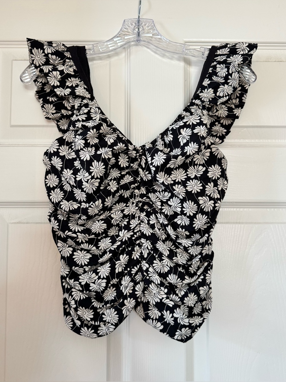 GAP Black White Floral Ruched Ruffle Sleeve Top Size S